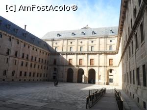 [P02] El Escorial-curte interioară » foto by marimag
 - 
<span class="allrVoted glyphicon glyphicon-heart hidden" id="av853178"></span>
<a class="m-l-10 hidden" id="sv853178" onclick="voting_Foto_DelVot(,853178,2253)" role="button">șterge vot <span class="glyphicon glyphicon-remove"></span></a>
<a id="v9853178" class=" c-red"  onclick="voting_Foto_SetVot(853178)" role="button"><span class="glyphicon glyphicon-heart-empty"></span> <b>LIKE</b> = Votează poza</a> <img class="hidden"  id="f853178W9" src="/imagini/loader.gif" border="0" /><span class="AjErrMes hidden" id="e853178ErM"></span>