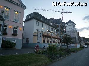 [P01] Boppard / Hotelul nostru (Rheilust)  » foto by cryss27
 - 
<span class="allrVoted glyphicon glyphicon-heart hidden" id="av387015"></span>
<a class="m-l-10 hidden" id="sv387015" onclick="voting_Foto_DelVot(,387015,2278)" role="button">șterge vot <span class="glyphicon glyphicon-remove"></span></a>
<a id="v9387015" class=" c-red"  onclick="voting_Foto_SetVot(387015)" role="button"><span class="glyphicon glyphicon-heart-empty"></span> <b>LIKE</b> = Votează poza</a> <img class="hidden"  id="f387015W9" src="/imagini/loader.gif" border="0" /><span class="AjErrMes hidden" id="e387015ErM"></span>