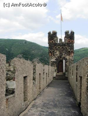 [P23] Burg Reichenstein. Pe metereze » foto by Radu Tudoran
 - 
<span class="allrVoted glyphicon glyphicon-heart hidden" id="av714545"></span>
<a class="m-l-10 hidden" id="sv714545" onclick="voting_Foto_DelVot(,714545,2278)" role="button">șterge vot <span class="glyphicon glyphicon-remove"></span></a>
<a id="v9714545" class=" c-red"  onclick="voting_Foto_SetVot(714545)" role="button"><span class="glyphicon glyphicon-heart-empty"></span> <b>LIKE</b> = Votează poza</a> <img class="hidden"  id="f714545W9" src="/imagini/loader.gif" border="0" /><span class="AjErrMes hidden" id="e714545ErM"></span>