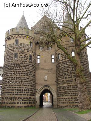 [P03] Obertor, vazut din partea opusa » foto by Radu Tudoran
 - 
<span class="allrVoted glyphicon glyphicon-heart hidden" id="av714636"></span>
<a class="m-l-10 hidden" id="sv714636" onclick="voting_Foto_DelVot(,714636,2278)" role="button">șterge vot <span class="glyphicon glyphicon-remove"></span></a>
<a id="v9714636" class=" c-red"  onclick="voting_Foto_SetVot(714636)" role="button"><span class="glyphicon glyphicon-heart-empty"></span> <b>LIKE</b> = Votează poza</a> <img class="hidden"  id="f714636W9" src="/imagini/loader.gif" border="0" /><span class="AjErrMes hidden" id="e714636ErM"></span>