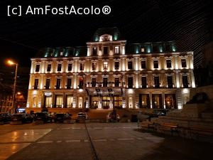 [P26] Grand Hotel Traian frumos luminat noaptea » foto by crismis
 - 
<span class="allrVoted glyphicon glyphicon-heart hidden" id="av1274976"></span>
<a class="m-l-10 hidden" id="sv1274976" onclick="voting_Foto_DelVot(,1274976,2296)" role="button">șterge vot <span class="glyphicon glyphicon-remove"></span></a>
<a id="v91274976" class=" c-red"  onclick="voting_Foto_SetVot(1274976)" role="button"><span class="glyphicon glyphicon-heart-empty"></span> <b>LIKE</b> = Votează poza</a> <img class="hidden"  id="f1274976W9" src="/imagini/loader.gif" border="0" /><span class="AjErrMes hidden" id="e1274976ErM"></span>