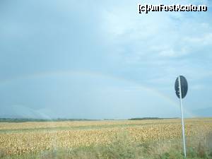 [P08] Bonus picture: curcubeu pe drumul Oradea-Baia Mare, cu numai 10-15 km inainte de Baia Mare.  » foto by kukikuki
 - 
<span class="allrVoted glyphicon glyphicon-heart hidden" id="av576953"></span>
<a class="m-l-10 hidden" id="sv576953" onclick="voting_Foto_DelVot(,576953,2300)" role="button">șterge vot <span class="glyphicon glyphicon-remove"></span></a>
<a id="v9576953" class=" c-red"  onclick="voting_Foto_SetVot(576953)" role="button"><span class="glyphicon glyphicon-heart-empty"></span> <b>LIKE</b> = Votează poza</a> <img class="hidden"  id="f576953W9" src="/imagini/loader.gif" border="0" /><span class="AjErrMes hidden" id="e576953ErM"></span>