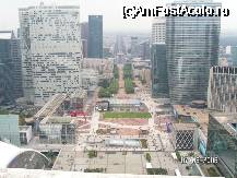 [P07] Panorama cartierului La Defense din cealalta parte de pe Grande Arche » foto by ileanaxperta*
 - 
<span class="allrVoted glyphicon glyphicon-heart hidden" id="av23665"></span>
<a class="m-l-10 hidden" id="sv23665" onclick="voting_Foto_DelVot(,23665,2333)" role="button">șterge vot <span class="glyphicon glyphicon-remove"></span></a>
<a id="v923665" class=" c-red"  onclick="voting_Foto_SetVot(23665)" role="button"><span class="glyphicon glyphicon-heart-empty"></span> <b>LIKE</b> = Votează poza</a> <img class="hidden"  id="f23665W9" src="/imagini/loader.gif" border="0" /><span class="AjErrMes hidden" id="e23665ErM"></span>