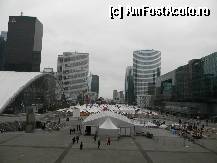 [P02] Vedere catre arcul de triumf de sub arcul din La Defense » foto by tempesta55
 - 
<span class="allrVoted glyphicon glyphicon-heart hidden" id="av283432"></span>
<a class="m-l-10 hidden" id="sv283432" onclick="voting_Foto_DelVot(,283432,2333)" role="button">șterge vot <span class="glyphicon glyphicon-remove"></span></a>
<a id="v9283432" class=" c-red"  onclick="voting_Foto_SetVot(283432)" role="button"><span class="glyphicon glyphicon-heart-empty"></span> <b>LIKE</b> = Votează poza</a> <img class="hidden"  id="f283432W9" src="/imagini/loader.gif" border="0" /><span class="AjErrMes hidden" id="e283432ErM"></span>