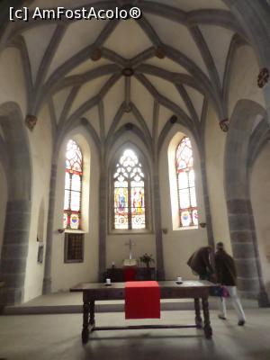 [P05] Lumina colorata si calda de vitralii in biserica » foto by kikiritzi
 - 
<span class="allrVoted glyphicon glyphicon-heart hidden" id="av893573"></span>
<a class="m-l-10 hidden" id="sv893573" onclick="voting_Foto_DelVot(,893573,2363)" role="button">șterge vot <span class="glyphicon glyphicon-remove"></span></a>
<a id="v9893573" class=" c-red"  onclick="voting_Foto_SetVot(893573)" role="button"><span class="glyphicon glyphicon-heart-empty"></span> <b>LIKE</b> = Votează poza</a> <img class="hidden"  id="f893573W9" src="/imagini/loader.gif" border="0" /><span class="AjErrMes hidden" id="e893573ErM"></span>