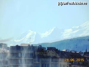 [P05] Celebrul Mont Blanc se lasa greu de fotografiat din Geneva.  » foto by melena
 - 
<span class="allrVoted glyphicon glyphicon-heart hidden" id="av660408"></span>
<a class="m-l-10 hidden" id="sv660408" onclick="voting_Foto_DelVot(,660408,2384)" role="button">șterge vot <span class="glyphicon glyphicon-remove"></span></a>
<a id="v9660408" class=" c-red"  onclick="voting_Foto_SetVot(660408)" role="button"><span class="glyphicon glyphicon-heart-empty"></span> <b>LIKE</b> = Votează poza</a> <img class="hidden"  id="f660408W9" src="/imagini/loader.gif" border="0" /><span class="AjErrMes hidden" id="e660408ErM"></span>