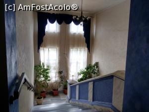 [P03] Hotel Carol - scara spre etaj » foto by calator2000
 - 
<span class="allrVoted glyphicon glyphicon-heart hidden" id="av1108168"></span>
<a class="m-l-10 hidden" id="sv1108168" onclick="voting_Foto_DelVot(,1108168,2413)" role="button">șterge vot <span class="glyphicon glyphicon-remove"></span></a>
<a id="v91108168" class=" c-red"  onclick="voting_Foto_SetVot(1108168)" role="button"><span class="glyphicon glyphicon-heart-empty"></span> <b>LIKE</b> = Votează poza</a> <img class="hidden"  id="f1108168W9" src="/imagini/loader.gif" border="0" /><span class="AjErrMes hidden" id="e1108168ErM"></span>