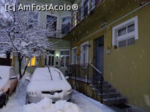 [P03] Imediat pe dreapta, câteva trepte și ușa apartamentului » foto by crismis
 - 
<span class="allrVoted glyphicon glyphicon-heart hidden" id="av1357255"></span>
<a class="m-l-10 hidden" id="sv1357255" onclick="voting_Foto_DelVot(,1357255,2429)" role="button">șterge vot <span class="glyphicon glyphicon-remove"></span></a>
<a id="v91357255" class=" c-red"  onclick="voting_Foto_SetVot(1357255)" role="button"><span class="glyphicon glyphicon-heart-empty"></span> <b>LIKE</b> = Votează poza</a> <img class="hidden"  id="f1357255W9" src="/imagini/loader.gif" border="0" /><span class="AjErrMes hidden" id="e1357255ErM"></span>