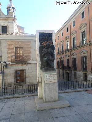 [P24] statuie ridicata in memoria victimelor atentatului impotriva Regelui Alfonso XIII si a reginei Eugenia mai 1906 » foto by amero
 - 
<span class="allrVoted glyphicon glyphicon-heart hidden" id="av610539"></span>
<a class="m-l-10 hidden" id="sv610539" onclick="voting_Foto_DelVot(,610539,2442)" role="button">șterge vot <span class="glyphicon glyphicon-remove"></span></a>
<a id="v9610539" class=" c-red"  onclick="voting_Foto_SetVot(610539)" role="button"><span class="glyphicon glyphicon-heart-empty"></span> <b>LIKE</b> = Votează poza</a> <img class="hidden"  id="f610539W9" src="/imagini/loader.gif" border="0" /><span class="AjErrMes hidden" id="e610539ErM"></span>