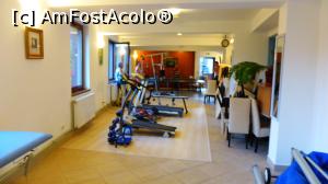 [P13] Detaliu sala de fitness și cu cele 2 msese de ping-pong » foto by Lucien
 - 
<span class="allrVoted glyphicon glyphicon-heart hidden" id="av898234"></span>
<a class="m-l-10 hidden" id="sv898234" onclick="voting_Foto_DelVot(,898234,2461)" role="button">șterge vot <span class="glyphicon glyphicon-remove"></span></a>
<a id="v9898234" class=" c-red"  onclick="voting_Foto_SetVot(898234)" role="button"><span class="glyphicon glyphicon-heart-empty"></span> <b>LIKE</b> = Votează poza</a> <img class="hidden"  id="f898234W9" src="/imagini/loader.gif" border="0" /><span class="AjErrMes hidden" id="e898234ErM"></span>