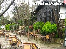 [P15] Cafeneaua Pierre Loti » foto by Ricone
 - 
<span class="allrVoted glyphicon glyphicon-heart hidden" id="av7574"></span>
<a class="m-l-10 hidden" id="sv7574" onclick="voting_Foto_DelVot(,7574,2468)" role="button">șterge vot <span class="glyphicon glyphicon-remove"></span></a>
<a id="v97574" class=" c-red"  onclick="voting_Foto_SetVot(7574)" role="button"><span class="glyphicon glyphicon-heart-empty"></span> <b>LIKE</b> = Votează poza</a> <img class="hidden"  id="f7574W9" src="/imagini/loader.gif" border="0" /><span class="AjErrMes hidden" id="e7574ErM"></span>
