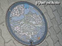 [P10] Un capac de canalizare cu imaginea castelului Osaka. Va vine sa credeti ? Mai este si color pe deasupra si nu-l fura absolut nimeni :) » foto by dananecula*
 - 
<span class="allrVoted glyphicon glyphicon-heart hidden" id="av270754"></span>
<a class="m-l-10 hidden" id="sv270754" onclick="voting_Foto_DelVot(,270754,2490)" role="button">șterge vot <span class="glyphicon glyphicon-remove"></span></a>
<a id="v9270754" class=" c-red"  onclick="voting_Foto_SetVot(270754)" role="button"><span class="glyphicon glyphicon-heart-empty"></span> <b>LIKE</b> = Votează poza</a> <img class="hidden"  id="f270754W9" src="/imagini/loader.gif" border="0" /><span class="AjErrMes hidden" id="e270754ErM"></span>