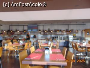 [P40] sala de mic dejun » foto by Yolanda
 - 
<span class="allrVoted glyphicon glyphicon-heart hidden" id="av1496157"></span>
<a class="m-l-10 hidden" id="sv1496157" onclick="voting_Foto_DelVot(,1496157,2497)" role="button">șterge vot <span class="glyphicon glyphicon-remove"></span></a>
<a id="v91496157" class=" c-red"  onclick="voting_Foto_SetVot(1496157)" role="button"><span class="glyphicon glyphicon-heart-empty"></span> <b>LIKE</b> = Votează poza</a> <img class="hidden"  id="f1496157W9" src="/imagini/loader.gif" border="0" /><span class="AjErrMes hidden" id="e1496157ErM"></span>