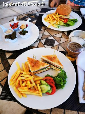 [P46] Fast food la Restaurant Tanga » foto by cata2106
 - 
<span class="allrVoted glyphicon glyphicon-heart hidden" id="av1213541"></span>
<a class="m-l-10 hidden" id="sv1213541" onclick="voting_Foto_DelVot(,1213541,2513)" role="button">șterge vot <span class="glyphicon glyphicon-remove"></span></a>
<a id="v91213541" class=" c-red"  onclick="voting_Foto_SetVot(1213541)" role="button"><span class="glyphicon glyphicon-heart-empty"></span> <b>LIKE</b> = Votează poza</a> <img class="hidden"  id="f1213541W9" src="/imagini/loader.gif" border="0" /><span class="AjErrMes hidden" id="e1213541ErM"></span>