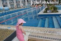 [P05] Piscina cu nisipul pe care nu se chinuiau sa il indeparteze » foto by jarbo
 - 
<span class="allrVoted glyphicon glyphicon-heart hidden" id="av107170"></span>
<a class="m-l-10 hidden" id="sv107170" onclick="voting_Foto_DelVot(,107170,2555)" role="button">șterge vot <span class="glyphicon glyphicon-remove"></span></a>
<a id="v9107170" class=" c-red"  onclick="voting_Foto_SetVot(107170)" role="button"><span class="glyphicon glyphicon-heart-empty"></span> <b>LIKE</b> = Votează poza</a> <img class="hidden"  id="f107170W9" src="/imagini/loader.gif" border="0" /><span class="AjErrMes hidden" id="e107170ErM"></span>