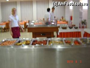 [P24] la micul dejun, partea bufetului cu masa calda » foto by hlli
 - 
<span class="allrVoted glyphicon glyphicon-heart hidden" id="av424982"></span>
<a class="m-l-10 hidden" id="sv424982" onclick="voting_Foto_DelVot(,424982,2570)" role="button">șterge vot <span class="glyphicon glyphicon-remove"></span></a>
<a id="v9424982" class=" c-red"  onclick="voting_Foto_SetVot(424982)" role="button"><span class="glyphicon glyphicon-heart-empty"></span> <b>LIKE</b> = Votează poza</a> <img class="hidden"  id="f424982W9" src="/imagini/loader.gif" border="0" /><span class="AjErrMes hidden" id="e424982ErM"></span>