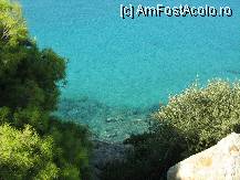 [P08] O fotografie facuta de la ceva distanta, pe inaltime, dar care ilustreaza limpezimea apei marii. » foto by pitic25
 - 
<span class="allrVoted glyphicon glyphicon-heart hidden" id="av211228"></span>
<a class="m-l-10 hidden" id="sv211228" onclick="voting_Foto_DelVot(,211228,2570)" role="button">șterge vot <span class="glyphicon glyphicon-remove"></span></a>
<a id="v9211228" class=" c-red"  onclick="voting_Foto_SetVot(211228)" role="button"><span class="glyphicon glyphicon-heart-empty"></span> <b>LIKE</b> = Votează poza</a> <img class="hidden"  id="f211228W9" src="/imagini/loader.gif" border="0" /><span class="AjErrMes hidden" id="e211228ErM"></span>