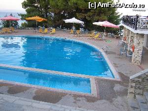 [P12] piscina » foto by alyna_oradea
 - 
<span class="allrVoted glyphicon glyphicon-heart hidden" id="av514347"></span>
<a class="m-l-10 hidden" id="sv514347" onclick="voting_Foto_DelVot(,514347,2585)" role="button">șterge vot <span class="glyphicon glyphicon-remove"></span></a>
<a id="v9514347" class=" c-red"  onclick="voting_Foto_SetVot(514347)" role="button"><span class="glyphicon glyphicon-heart-empty"></span> <b>LIKE</b> = Votează poza</a> <img class="hidden"  id="f514347W9" src="/imagini/loader.gif" border="0" /><span class="AjErrMes hidden" id="e514347ErM"></span>