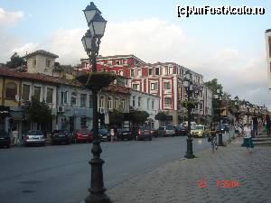 [P04] Strada Stambolov - Veliko Tarnovo » foto by crismis
 - 
<span class="allrVoted glyphicon glyphicon-heart hidden" id="av563999"></span>
<a class="m-l-10 hidden" id="sv563999" onclick="voting_Foto_DelVot(,563999,2587)" role="button">șterge vot <span class="glyphicon glyphicon-remove"></span></a>
<a id="v9563999" class=" c-red"  onclick="voting_Foto_SetVot(563999)" role="button"><span class="glyphicon glyphicon-heart-empty"></span> <b>LIKE</b> = Votează poza</a> <img class="hidden"  id="f563999W9" src="/imagini/loader.gif" border="0" /><span class="AjErrMes hidden" id="e563999ErM"></span>