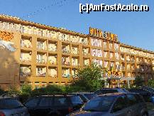 [P01] Hotel Tomis....vedere dinspre bulevard » foto by bigbrother
 - 
<span class="allrVoted glyphicon glyphicon-heart hidden" id="av242218"></span>
<a class="m-l-10 hidden" id="sv242218" onclick="voting_Foto_DelVot(,242218,2689)" role="button">șterge vot <span class="glyphicon glyphicon-remove"></span></a>
<a id="v9242218" class=" c-red"  onclick="voting_Foto_SetVot(242218)" role="button"><span class="glyphicon glyphicon-heart-empty"></span> <b>LIKE</b> = Votează poza</a> <img class="hidden"  id="f242218W9" src="/imagini/loader.gif" border="0" /><span class="AjErrMes hidden" id="e242218ErM"></span>