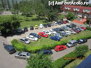 [P08] o parte din parcarea hotelului.  » foto by alex_42
 - 
<span class="allrVoted glyphicon glyphicon-heart hidden" id="av634231"></span>
<a class="m-l-10 hidden" id="sv634231" onclick="voting_Foto_DelVot(,634231,2689)" role="button">șterge vot <span class="glyphicon glyphicon-remove"></span></a>
<a id="v9634231" class=" c-red"  onclick="voting_Foto_SetVot(634231)" role="button"><span class="glyphicon glyphicon-heart-empty"></span> <b>LIKE</b> = Votează poza</a> <img class="hidden"  id="f634231W9" src="/imagini/loader.gif" border="0" /><span class="AjErrMes hidden" id="e634231ErM"></span>