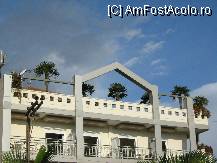 [P25x] hotel din Paralia » foto by cristi82d
 - 
<span class="allrVoted glyphicon glyphicon-heart hidden" id="av35159"></span>
<a class="m-l-10 hidden" id="sv35159" onclick="voting_Foto_DelVot(,35159,2696)" role="button">șterge vot <span class="glyphicon glyphicon-remove"></span></a>
<a id="v935159" class=" c-red"  onclick="voting_Foto_SetVot(35159)" role="button"><span class="glyphicon glyphicon-heart-empty"></span> <b>LIKE</b> = Votează poza</a> <img class="hidden"  id="f35159W9" src="/imagini/loader.gif" border="0" /><span class="AjErrMes hidden" id="e35159ErM"></span>