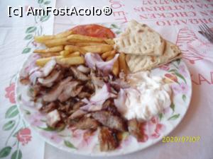 [P27] Gyros ... cum altfel! » foto by puiutea
 - 
<span class="allrVoted glyphicon glyphicon-heart hidden" id="av1171866"></span>
<a class="m-l-10 hidden" id="sv1171866" onclick="voting_Foto_DelVot(,1171866,2696)" role="button">șterge vot <span class="glyphicon glyphicon-remove"></span></a>
<a id="v91171866" class=" c-red"  onclick="voting_Foto_SetVot(1171866)" role="button"><span class="glyphicon glyphicon-heart-empty"></span> <b>LIKE</b> = Votează poza</a> <img class="hidden"  id="f1171866W9" src="/imagini/loader.gif" border="0" /><span class="AjErrMes hidden" id="e1171866ErM"></span>