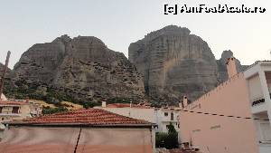 [P12] Peisaj vazut de la balconul camerei de hotel, orasul Kalambaka, langa Meteora; septembrie 2011 » foto by zuftim
 - 
<span class="allrVoted glyphicon glyphicon-heart hidden" id="av549082"></span>
<a class="m-l-10 hidden" id="sv549082" onclick="voting_Foto_DelVot(,549082,2696)" role="button">șterge vot <span class="glyphicon glyphicon-remove"></span></a>
<a id="v9549082" class=" c-red"  onclick="voting_Foto_SetVot(549082)" role="button"><span class="glyphicon glyphicon-heart-empty"></span> <b>LIKE</b> = Votează poza</a> <img class="hidden"  id="f549082W9" src="/imagini/loader.gif" border="0" /><span class="AjErrMes hidden" id="e549082ErM"></span>