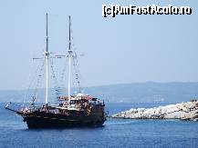 [P05] cu aceasta corabie se face croaziera de o zi pe mare in acordurile muzicii grecesti » foto by catahappy
 - 
<span class="allrVoted glyphicon glyphicon-heart hidden" id="av17708"></span>
<a class="m-l-10 hidden" id="sv17708" onclick="voting_Foto_DelVot(,17708,2747)" role="button">șterge vot <span class="glyphicon glyphicon-remove"></span></a>
<a id="v917708" class=" c-red"  onclick="voting_Foto_SetVot(17708)" role="button"><span class="glyphicon glyphicon-heart-empty"></span> <b>LIKE</b> = Votează poza</a> <img class="hidden"  id="f17708W9" src="/imagini/loader.gif" border="0" /><span class="AjErrMes hidden" id="e17708ErM"></span>