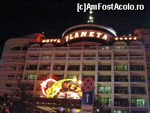 [P09] hotel Planeta , seara » foto by claudia diana
 - 
<span class="allrVoted glyphicon glyphicon-heart hidden" id="av247743"></span>
<a class="m-l-10 hidden" id="sv247743" onclick="voting_Foto_DelVot(,247743,2762)" role="button">șterge vot <span class="glyphicon glyphicon-remove"></span></a>
<a id="v9247743" class=" c-red"  onclick="voting_Foto_SetVot(247743)" role="button"><span class="glyphicon glyphicon-heart-empty"></span> <b>LIKE</b> = Votează poza</a> <img class="hidden"  id="f247743W9" src="/imagini/loader.gif" border="0" /><span class="AjErrMes hidden" id="e247743ErM"></span>