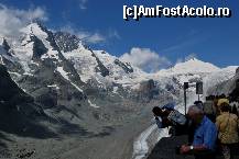 [P05] Cel mai inalt varf din Austria - 3798 m si ghetarul Pasterze » foto by BOGDAN DSN
 - 
<span class="allrVoted glyphicon glyphicon-heart hidden" id="av398803"></span>
<a class="m-l-10 hidden" id="sv398803" onclick="voting_Foto_DelVot(,398803,2854)" role="button">șterge vot <span class="glyphicon glyphicon-remove"></span></a>
<a id="v9398803" class=" c-red"  onclick="voting_Foto_SetVot(398803)" role="button"><span class="glyphicon glyphicon-heart-empty"></span> <b>LIKE</b> = Votează poza</a> <img class="hidden"  id="f398803W9" src="/imagini/loader.gif" border="0" /><span class="AjErrMes hidden" id="e398803ErM"></span>