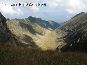 [P11] Pe drumul spre v&acirc;rful Moldoveanu » foto by Mika
 - 
<span class="allrVoted glyphicon glyphicon-heart hidden" id="av1186326"></span>
<a class="m-l-10 hidden" id="sv1186326" onclick="voting_Foto_DelVot(,1186326,2855)" role="button">șterge vot <span class="glyphicon glyphicon-remove"></span></a>
<a id="v91186326" class=" c-red"  onclick="voting_Foto_SetVot(1186326)" role="button"><span class="glyphicon glyphicon-heart-empty"></span> <b>LIKE</b> = Votează poza</a> <img class="hidden"  id="f1186326W9" src="/imagini/loader.gif" border="0" /><span class="AjErrMes hidden" id="e1186326ErM"></span>