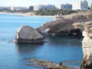 [P21] Laguna din Ayia Napa-perla litoralului cipriot.  » foto by rora
 - 
<span class="allrVoted glyphicon glyphicon-heart hidden" id="av706804"></span>
<a class="m-l-10 hidden" id="sv706804" onclick="voting_Foto_DelVot(,706804,2894)" role="button">șterge vot <span class="glyphicon glyphicon-remove"></span></a>
<a id="v9706804" class=" c-red"  onclick="voting_Foto_SetVot(706804)" role="button"><span class="glyphicon glyphicon-heart-empty"></span> <b>LIKE</b> = Votează poza</a> <img class="hidden"  id="f706804W9" src="/imagini/loader.gif" border="0" /><span class="AjErrMes hidden" id="e706804ErM"></span>