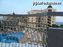 [P01] Din balconul camerei priveam piscinele, hotel Admiral si nu in ultimul rand marea!  » foto by elka
 - 
<span class="allrVoted glyphicon glyphicon-heart hidden" id="av463121"></span>
<a class="m-l-10 hidden" id="sv463121" onclick="voting_Foto_DelVot(,463121,2915)" role="button">șterge vot <span class="glyphicon glyphicon-remove"></span></a>
<a id="v9463121" class=" c-red"  onclick="voting_Foto_SetVot(463121)" role="button"><span class="glyphicon glyphicon-heart-empty"></span> <b>LIKE</b> = Votează poza</a> <img class="hidden"  id="f463121W9" src="/imagini/loader.gif" border="0" /><span class="AjErrMes hidden" id="e463121ErM"></span>