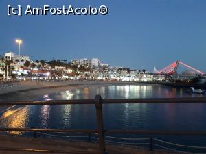 [P15] Playa La Pinta seara cu jocul de lumini de pe pod.  » foto by marsus
 - 
<span class="allrVoted glyphicon glyphicon-heart hidden" id="av975196"></span>
<a class="m-l-10 hidden" id="sv975196" onclick="voting_Foto_DelVot(,975196,2933)" role="button">șterge vot <span class="glyphicon glyphicon-remove"></span></a>
<a id="v9975196" class=" c-red"  onclick="voting_Foto_SetVot(975196)" role="button"><span class="glyphicon glyphicon-heart-empty"></span> <b>LIKE</b> = Votează poza</a> <img class="hidden"  id="f975196W9" src="/imagini/loader.gif" border="0" /><span class="AjErrMes hidden" id="e975196ErM"></span>