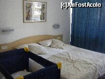 [P08] dormitorul-cu pat matrimonial de 1,6m, saltele nu grozave..patutul pt copil l-am gasit deja in camera dar nu prea l-am folosit....foarte multe spatii de depozitare!!! » foto by teodora2010
 - 
<span class="allrVoted glyphicon glyphicon-heart hidden" id="av117554"></span>
<a class="m-l-10 hidden" id="sv117554" onclick="voting_Foto_DelVot(,117554,2938)" role="button">șterge vot <span class="glyphicon glyphicon-remove"></span></a>
<a id="v9117554" class=" c-red"  onclick="voting_Foto_SetVot(117554)" role="button"><span class="glyphicon glyphicon-heart-empty"></span> <b>LIKE</b> = Votează poza</a> <img class="hidden"  id="f117554W9" src="/imagini/loader.gif" border="0" /><span class="AjErrMes hidden" id="e117554ErM"></span>