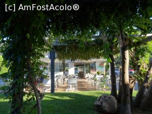 [P05] Terasa din fata hotelului, disponibila oricand, atunci cand restaurantul era intre 'mese' » foto by simon_niculae
 - 
<span class="allrVoted glyphicon glyphicon-heart hidden" id="av790633"></span>
<a class="m-l-10 hidden" id="sv790633" onclick="voting_Foto_DelVot(,790633,2963)" role="button">șterge vot <span class="glyphicon glyphicon-remove"></span></a>
<a id="v9790633" class=" c-red"  onclick="voting_Foto_SetVot(790633)" role="button"><span class="glyphicon glyphicon-heart-empty"></span> <b>LIKE</b> = Votează poza</a> <img class="hidden"  id="f790633W9" src="/imagini/loader.gif" border="0" /><span class="AjErrMes hidden" id="e790633ErM"></span>