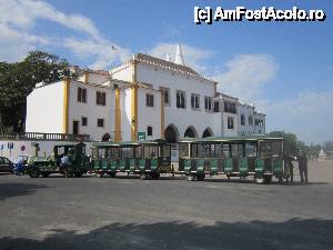 [P14] Palatul National, iar in fata lui -trenuletul care urca pana la Castelul Maur si palatul Pena » foto by bica adriana
 - 
<span class="allrVoted glyphicon glyphicon-heart hidden" id="av513803"></span>
<a class="m-l-10 hidden" id="sv513803" onclick="voting_Foto_DelVot(,513803,3007)" role="button">șterge vot <span class="glyphicon glyphicon-remove"></span></a>
<a id="v9513803" class=" c-red"  onclick="voting_Foto_SetVot(513803)" role="button"><span class="glyphicon glyphicon-heart-empty"></span> <b>LIKE</b> = Votează poza</a> <img class="hidden"  id="f513803W9" src="/imagini/loader.gif" border="0" /><span class="AjErrMes hidden" id="e513803ErM"></span>