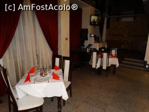 [P09] Seara la restaurantul hotelului » foto by Kavarnap
 - 
<span class="allrVoted glyphicon glyphicon-heart hidden" id="av1311093"></span>
<a class="m-l-10 hidden" id="sv1311093" onclick="voting_Foto_DelVot(,1311093,3017)" role="button">șterge vot <span class="glyphicon glyphicon-remove"></span></a>
<a id="v91311093" class=" c-red"  onclick="voting_Foto_SetVot(1311093)" role="button"><span class="glyphicon glyphicon-heart-empty"></span> <b>LIKE</b> = Votează poza</a> <img class="hidden"  id="f1311093W9" src="/imagini/loader.gif" border="0" /><span class="AjErrMes hidden" id="e1311093ErM"></span>