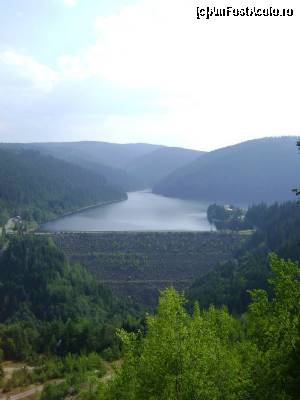 [P01] Lacul de acumulare Fantanele, vazut dinspre baraj » foto by Testosu'
 - 
<span class="allrVoted glyphicon glyphicon-heart hidden" id="av520942"></span>
<a class="m-l-10 hidden" id="sv520942" onclick="voting_Foto_DelVot(,520942,3018)" role="button">șterge vot <span class="glyphicon glyphicon-remove"></span></a>
<a id="v9520942" class=" c-red"  onclick="voting_Foto_SetVot(520942)" role="button"><span class="glyphicon glyphicon-heart-empty"></span> <b>LIKE</b> = Votează poza</a> <img class="hidden"  id="f520942W9" src="/imagini/loader.gif" border="0" /><span class="AjErrMes hidden" id="e520942ErM"></span>
