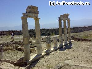 [P28] Pamukkale - orasul antic Hierapolis - templul lui Apollo » foto by essib*
 - 
<span class="allrVoted glyphicon glyphicon-heart hidden" id="av500989"></span>
<a class="m-l-10 hidden" id="sv500989" onclick="voting_Foto_DelVot(,500989,3039)" role="button">șterge vot <span class="glyphicon glyphicon-remove"></span></a>
<a id="v9500989" class=" c-red"  onclick="voting_Foto_SetVot(500989)" role="button"><span class="glyphicon glyphicon-heart-empty"></span> <b>LIKE</b> = Votează poza</a> <img class="hidden"  id="f500989W9" src="/imagini/loader.gif" border="0" /><span class="AjErrMes hidden" id="e500989ErM"></span>