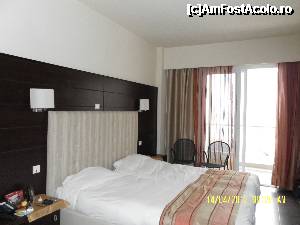 [P10] Camera hotelului Blue Dream Palace si micul balcon » foto by Alina53
 - 
<span class="allrVoted glyphicon glyphicon-heart hidden" id="av403730"></span>
<a class="m-l-10 hidden" id="sv403730" onclick="voting_Foto_DelVot(,403730,3050)" role="button">șterge vot <span class="glyphicon glyphicon-remove"></span></a>
<a id="v9403730" class=" c-red"  onclick="voting_Foto_SetVot(403730)" role="button"><span class="glyphicon glyphicon-heart-empty"></span> <b>LIKE</b> = Votează poza</a> <img class="hidden"  id="f403730W9" src="/imagini/loader.gif" border="0" /><span class="AjErrMes hidden" id="e403730ErM"></span>