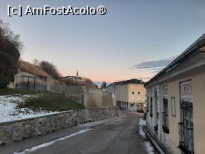 [P02] Drumul de acces dinspre parcare » foto by adso
 - 
<span class="allrVoted glyphicon glyphicon-heart hidden" id="av1515875"></span>
<a class="m-l-10 hidden" id="sv1515875" onclick="voting_Foto_DelVot(,1515875,3098)" role="button">șterge vot <span class="glyphicon glyphicon-remove"></span></a>
<a id="v91515875" class=" c-red"  onclick="voting_Foto_SetVot(1515875)" role="button"><span class="glyphicon glyphicon-heart-empty"></span> <b>LIKE</b> = Votează poza</a> <img class="hidden"  id="f1515875W9" src="/imagini/loader.gif" border="0" /><span class="AjErrMes hidden" id="e1515875ErM"></span>