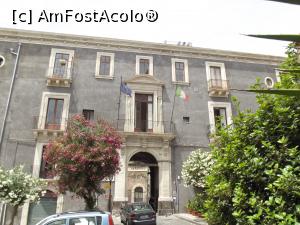 [P45] Clădirea în care s-a născut compozitorul Bellini » foto by irinad
 - 
<span class="allrVoted glyphicon glyphicon-heart hidden" id="av872809"></span>
<a class="m-l-10 hidden" id="sv872809" onclick="voting_Foto_DelVot(,872809,3109)" role="button">șterge vot <span class="glyphicon glyphicon-remove"></span></a>
<a id="v9872809" class=" c-red"  onclick="voting_Foto_SetVot(872809)" role="button"><span class="glyphicon glyphicon-heart-empty"></span> <b>LIKE</b> = Votează poza</a> <img class="hidden"  id="f872809W9" src="/imagini/loader.gif" border="0" /><span class="AjErrMes hidden" id="e872809ErM"></span>