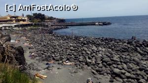 [P05] Nisip, pietris si roca vulcanica. Asa arata plaja din zona Piazza Europa.  » foto by Alexandru17
 - 
<span class="allrVoted glyphicon glyphicon-heart hidden" id="av855530"></span>
<a class="m-l-10 hidden" id="sv855530" onclick="voting_Foto_DelVot(,855530,3109)" role="button">șterge vot <span class="glyphicon glyphicon-remove"></span></a>
<a id="v9855530" class=" c-red"  onclick="voting_Foto_SetVot(855530)" role="button"><span class="glyphicon glyphicon-heart-empty"></span> <b>LIKE</b> = Votează poza</a> <img class="hidden"  id="f855530W9" src="/imagini/loader.gif" border="0" /><span class="AjErrMes hidden" id="e855530ErM"></span>