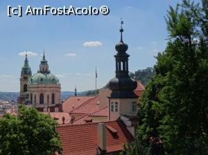[P08] vedere din curtea castelului Praga » foto by simon_niculae
 - 
<span class="allrVoted glyphicon glyphicon-heart hidden" id="av753904"></span>
<a class="m-l-10 hidden" id="sv753904" onclick="voting_Foto_DelVot(,753904,3167)" role="button">șterge vot <span class="glyphicon glyphicon-remove"></span></a>
<a id="v9753904" class=" c-red"  onclick="voting_Foto_SetVot(753904)" role="button"><span class="glyphicon glyphicon-heart-empty"></span> <b>LIKE</b> = Votează poza</a> <img class="hidden"  id="f753904W9" src="/imagini/loader.gif" border="0" /><span class="AjErrMes hidden" id="e753904ErM"></span>
