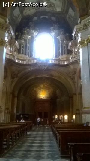 [P06] interior biserica sf. Nicolae - Praga » foto by zlatna
 - 
<span class="allrVoted glyphicon glyphicon-heart hidden" id="av816864"></span>
<a class="m-l-10 hidden" id="sv816864" onclick="voting_Foto_DelVot(,816864,3167)" role="button">șterge vot <span class="glyphicon glyphicon-remove"></span></a>
<a id="v9816864" class=" c-red"  onclick="voting_Foto_SetVot(816864)" role="button"><span class="glyphicon glyphicon-heart-empty"></span> <b>LIKE</b> = Votează poza</a> <img class="hidden"  id="f816864W9" src="/imagini/loader.gif" border="0" /><span class="AjErrMes hidden" id="e816864ErM"></span>