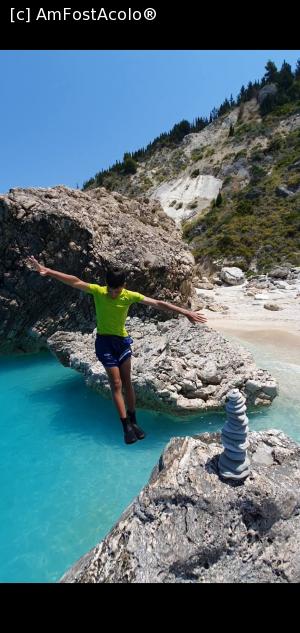 [P27] Megali Petra Beach 1 » foto by laurak
 - 
<span class="allrVoted glyphicon glyphicon-heart hidden" id="av1173384"></span>
<a class="m-l-10 hidden" id="sv1173384" onclick="voting_Foto_DelVot(,1173384,3173)" role="button">șterge vot <span class="glyphicon glyphicon-remove"></span></a>
<a id="v91173384" class=" c-red"  onclick="voting_Foto_SetVot(1173384)" role="button"><span class="glyphicon glyphicon-heart-empty"></span> <b>LIKE</b> = Votează poza</a> <img class="hidden"  id="f1173384W9" src="/imagini/loader.gif" border="0" /><span class="AjErrMes hidden" id="e1173384ErM"></span>