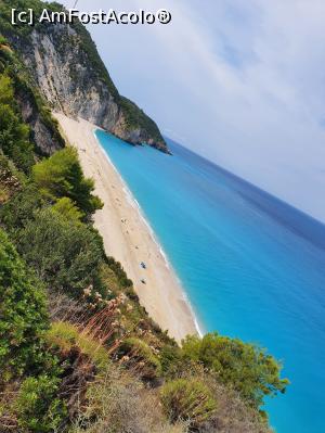 [P33] Milos Beach 2 » foto by laurak
 - 
<span class="allrVoted glyphicon glyphicon-heart hidden" id="av1173390"></span>
<a class="m-l-10 hidden" id="sv1173390" onclick="voting_Foto_DelVot(,1173390,3173)" role="button">șterge vot <span class="glyphicon glyphicon-remove"></span></a>
<a id="v91173390" class=" c-red"  onclick="voting_Foto_SetVot(1173390)" role="button"><span class="glyphicon glyphicon-heart-empty"></span> <b>LIKE</b> = Votează poza</a> <img class="hidden"  id="f1173390W9" src="/imagini/loader.gif" border="0" /><span class="AjErrMes hidden" id="e1173390ErM"></span>