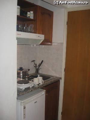 [P06] Chicineta, aflata vis-a-vis de baie » foto by dorgo
 - 
<span class="allrVoted glyphicon glyphicon-heart hidden" id="av519755"></span>
<a class="m-l-10 hidden" id="sv519755" onclick="voting_Foto_DelVot(,519755,3173)" role="button">șterge vot <span class="glyphicon glyphicon-remove"></span></a>
<a id="v9519755" class=" c-red"  onclick="voting_Foto_SetVot(519755)" role="button"><span class="glyphicon glyphicon-heart-empty"></span> <b>LIKE</b> = Votează poza</a> <img class="hidden"  id="f519755W9" src="/imagini/loader.gif" border="0" /><span class="AjErrMes hidden" id="e519755ErM"></span>